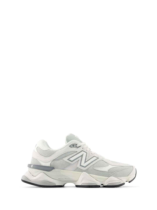 New Balance 9060 sneakers bianco con linguetta verde