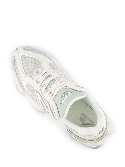 New Balance 9060 sneakers bianco con linguetta verde
