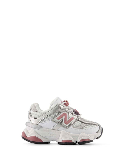 New Balance 9060 sneakers kids bianco con logo rosa 20-27,5