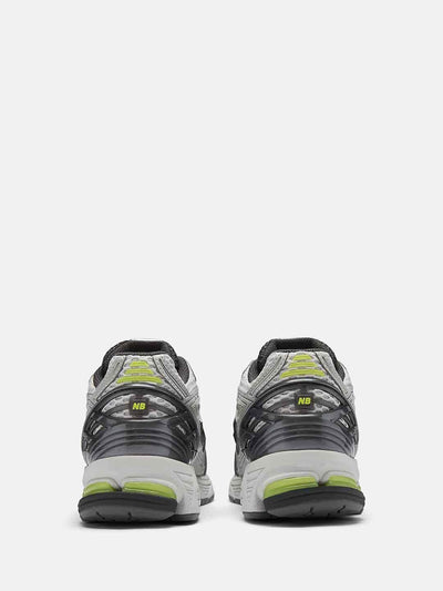 New Balance 1906R sneakers grigio e giallo fluo