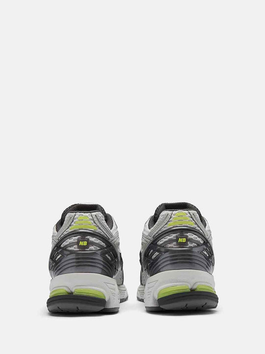 New Balance 1906R sneakers grigio e giallo fluo