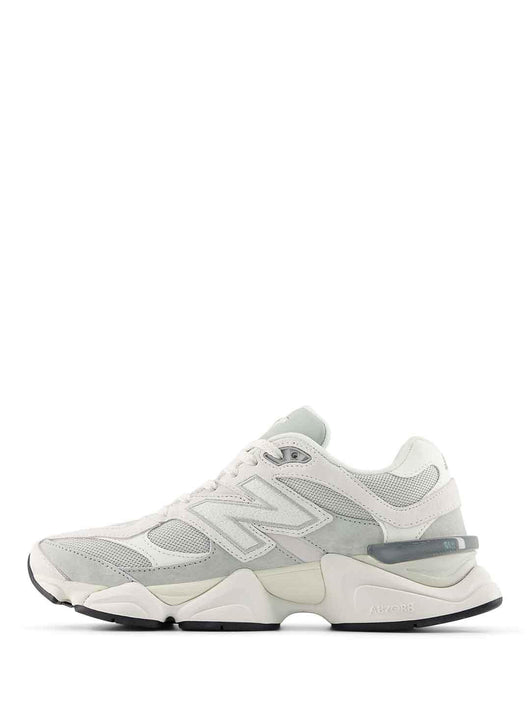 New Balance 9060 sneakers bianco con linguetta verde