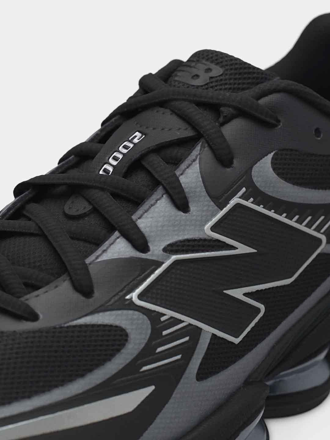 New Balance 2000 sneakers nero e grigio